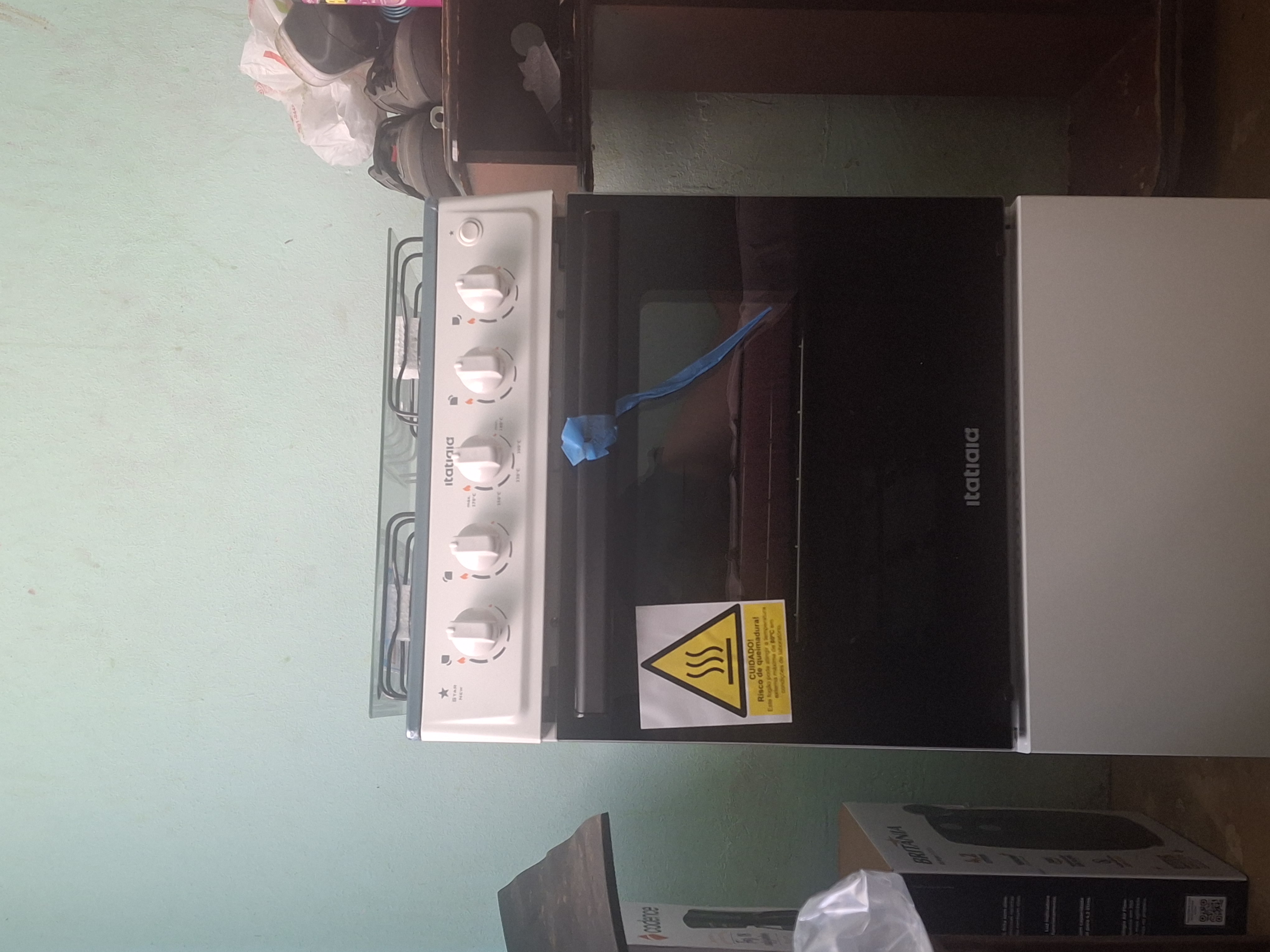 Fogão novo marca Itatiaia 4 bocas ligação elétrica
